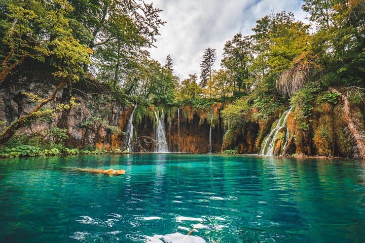 Plitvice Lakes Day Trip from Split: Guided Tour to Croatia’s Waterfalls