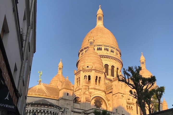 Welcome to Paris: 2.5-Hour Highlights Walking Tour of Monuments & Culture photo 5
