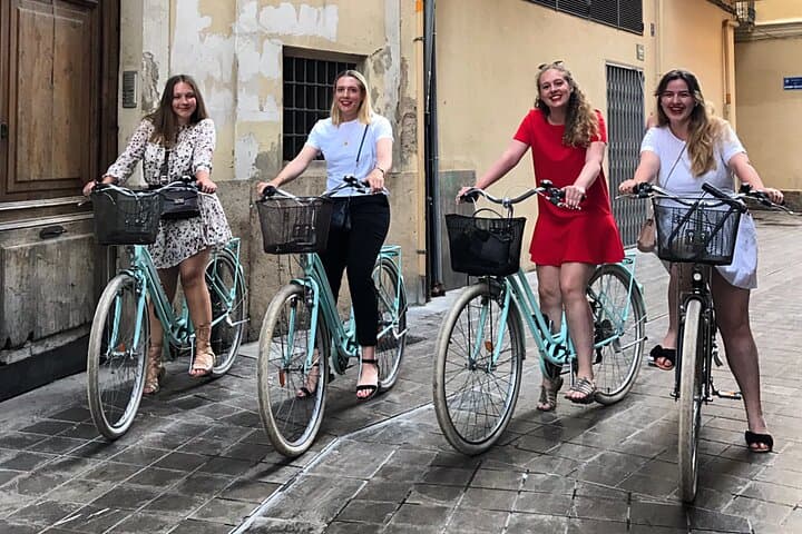 Valencia Old Town: Private Bike & Electric Ride Tour photo 6