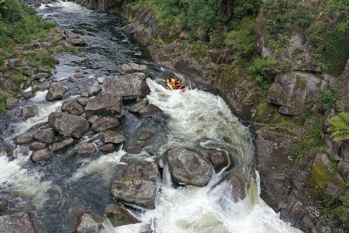 Kaituna Cascades: Grade 5 Whitewater Rafting on the Wairoa River near Tauranga photo 5