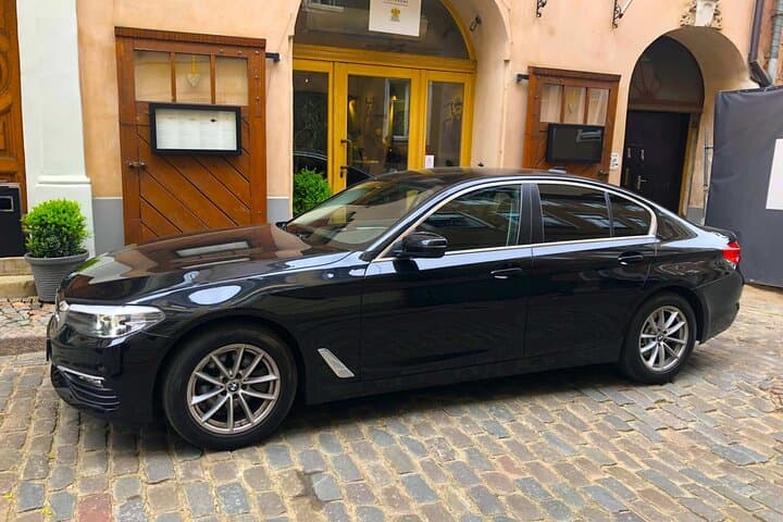 San Francisco Private Airport Transfer: Hotel to SFO Door-to-Door