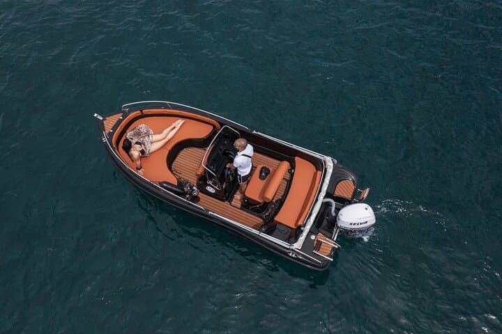 License-Free Boat Rental in Santorini — Full-Day Private Charter & Caldera Cruise