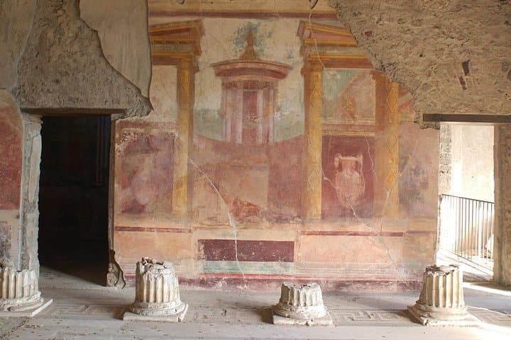 One-Day Private Tour of Pompeii, Herculaneum & Vesuvius from Naples photo 3