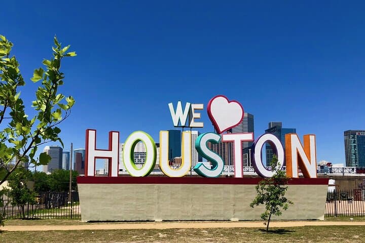 Private Sedan Transfer from Houston to IAH — Fast, Sanitized Airport Ride photo 3