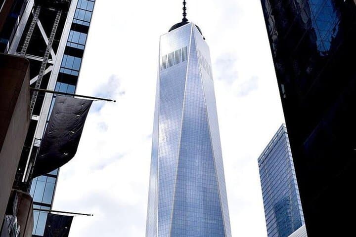 Private NYC Freedom Tower Photo and Video Experience in the Financial District photo 5