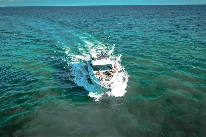 Sunset Yacht Cruise on a 47' Azimut — 2 Hours in the Riviera Maya photo 3