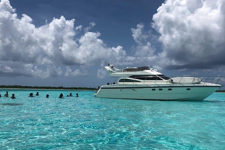 Sunset Yacht Cruise on a 47' Azimut — 2 Hours in the Riviera Maya photo 1