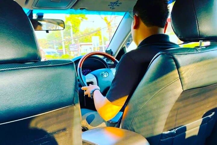 Cape Town Private Airport Transfer — Hotel to CPT in Comfort photo 3