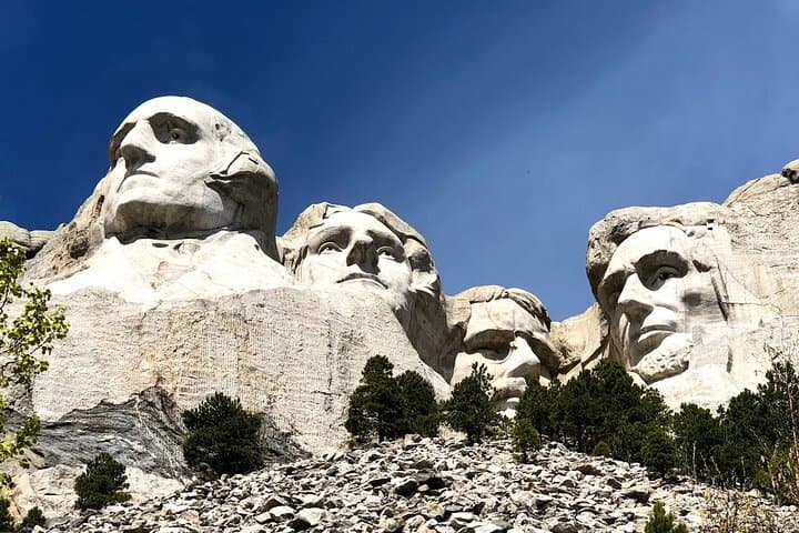 Private Black Hills Tour — Mount Rushmore, Custer State Park & Crazy Horse photo 3