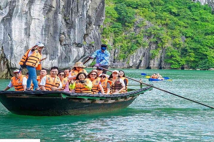 Alisa Cruise Halong Bay: 3-Day, 2-Night Luxury Overnight Experience photo 2