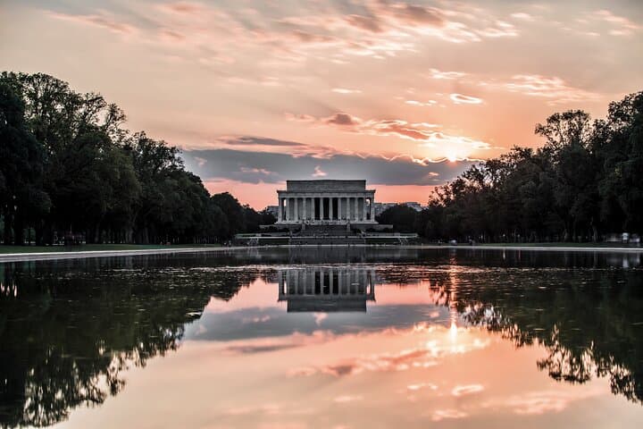 Private Half-Day Washington DC Driving Tour: White House, National Mall & Capitol