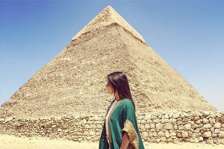 Cairo Layover: Giza Pyramids, Egyptian Museum & Khan el-Khalili Bazaar in a Day photo 4