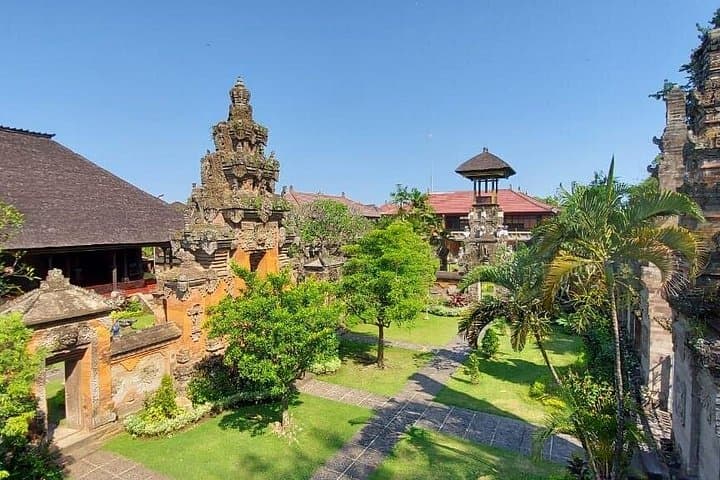 Denpasar History Walk: Private Bali Museum & Bajra Sandhi Monument Tour
