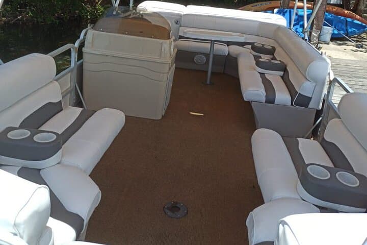 Private Bacalar Lagoon Tour: Laguna de los 7 Colores Experience photo 2