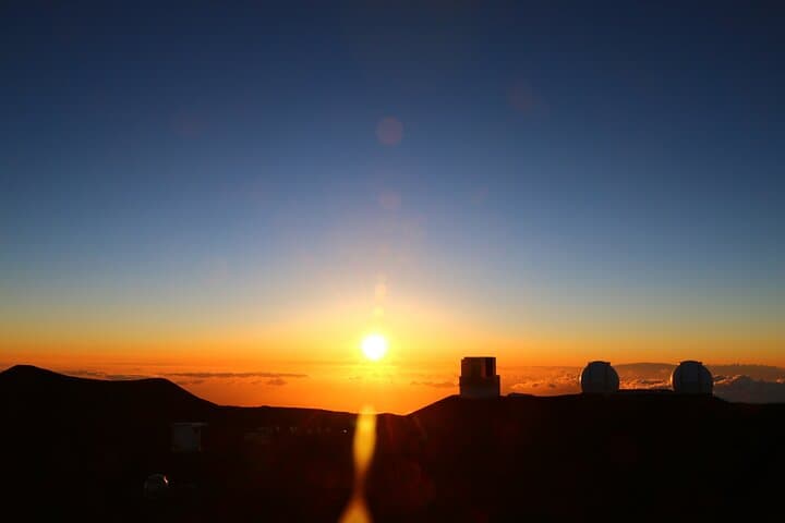 Mauna Kea Summit & Stargazing Tour — Sunset, Summit, and Free Night-Sky Photos photo 2