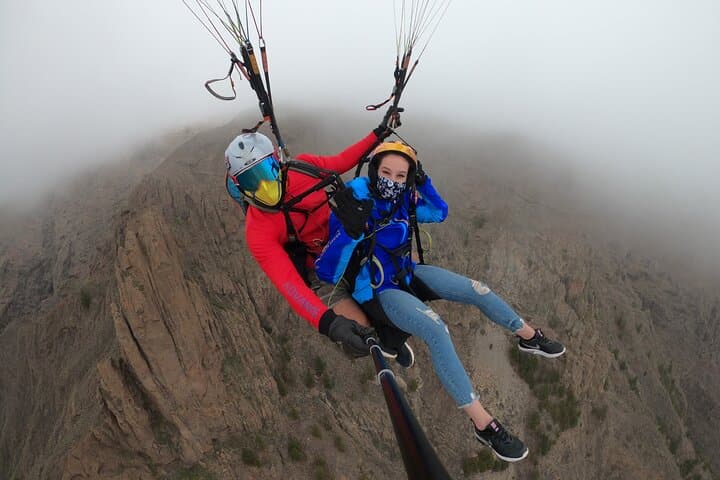 Acrobatic Paragliding with Spanish Champion in Tenerife — Tandem Aerobatic Flight photo 6