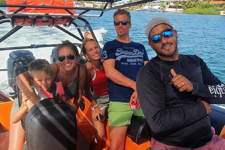 Curaçao Powerboat Private Charter & Snorkel: 2-Hour High-Speed Coastal Adventure photo 2