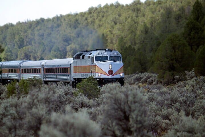 Grand Canyon Coach and Railroad Excursion from Flagstaff: Scenic Rail Journey and South Rim Tour photo 3