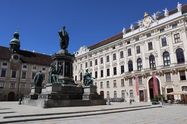 gems-of-vienna-off-the-beaten-path-walking-tour photo 3
