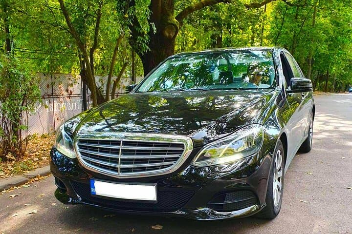 Private NYC Airport Transfer — JFK, EWR & LGA Hotel Pickups photo 6