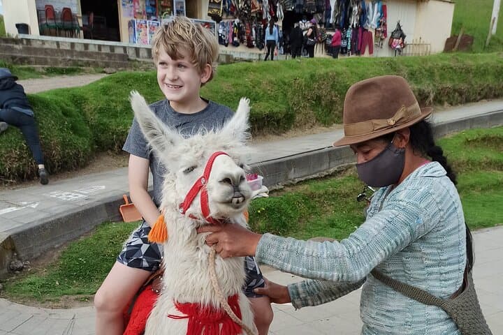 Family-Friendly Andes Adventure: Cotopaxi, Quilotoa, and Banos in 5 Days