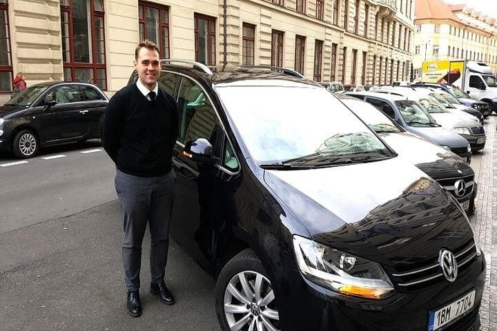 Passau to Prague Scenic Private Transfer: Comfortable Door-to-Door Ride photo 6