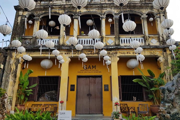 Marble Mountains and Hoi An Day Tour: Caves, Pagodas & Ancient Streets photo 6