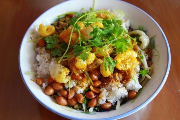 Hue Street Food Walking Tour: Taste Banh Khoai, Bun Bo Hue & Local Flavors photo 5