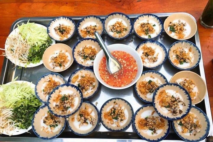 Hue Street Food Walking Tour: Taste Banh Khoai, Bun Bo Hue & Local Flavors photo 6