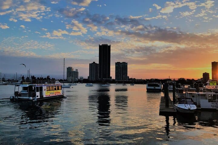 Surfers Paradise Sunset River Cruise — Gold Coast Broadwater Evening Cruise photo 3
