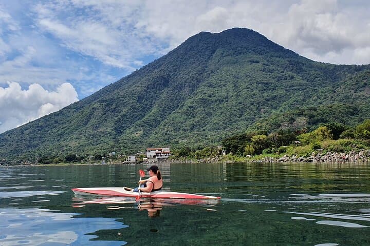 Paddle Lake Atitlán: Kayak from San Pedro to Las Cristalinas photo 3