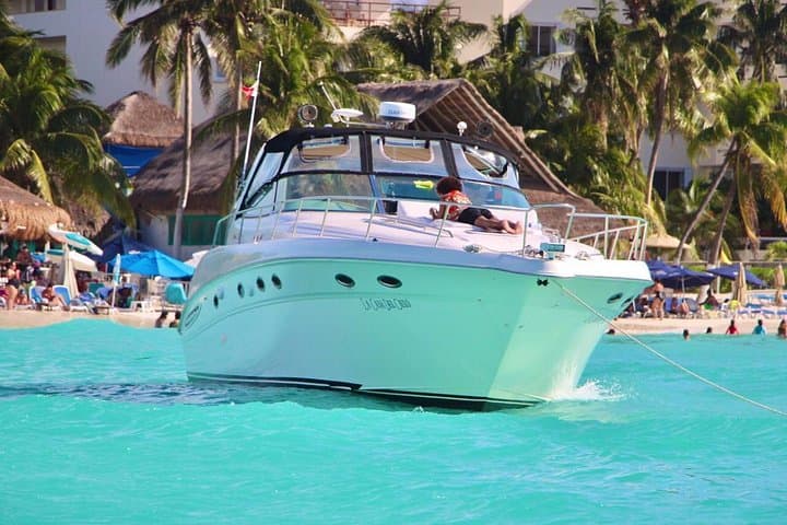 Charter the SeaRay: 48ft Private Yacht to Isla Mujeres and Cancun Bay photo 4