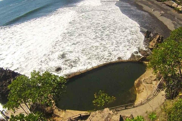 Cliffside Beach Club at La Libertad: Day Pass to El Palmarcito's Volcanic Beaches photo 3