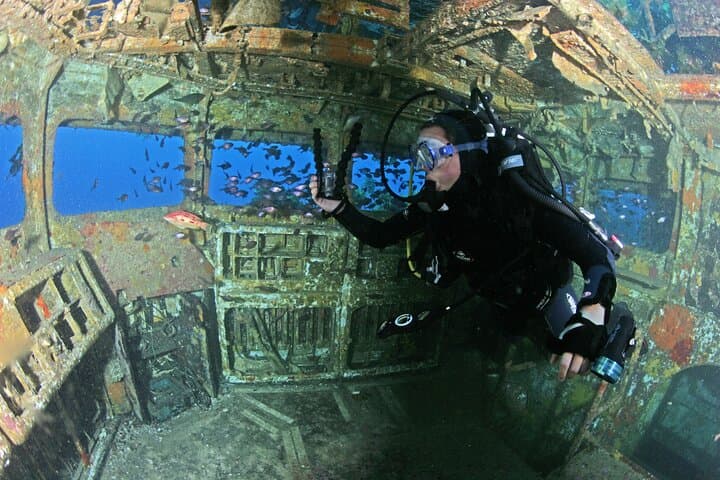 Deep Diving Course: 40m Specialty Training from Tutukaka photo 6