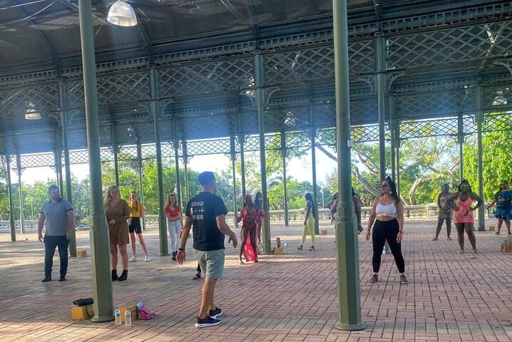 Learn Salsa in San Juan: 1-Hour Salsa Class in Old San Juan