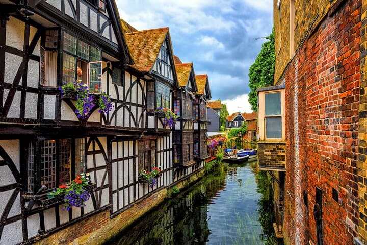 Private Guided Walking Tour of Canterbury Cathedral Precincts & Medieval Lanes photo 4