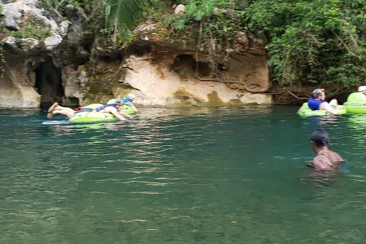Belize Cave Tubing Adventure: Rainforest Hike, Maya Caves & Lunch photo 4