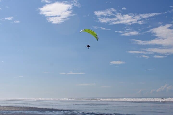 Long-Distance Paramotor Trike Flight from Jaco — 40-Mile Coastal Air Tour photo 4
