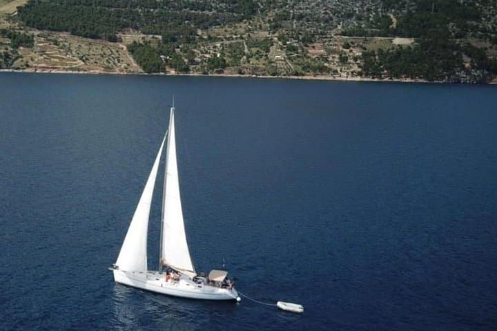 Sailing to Kleftiko and Sikia Cave: Small-Group Day Cruise from Milos photo 2