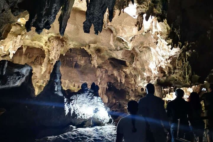 Explore Los Tres Ojos Caves — Santo Domingo's Urban Karst Park photo 4