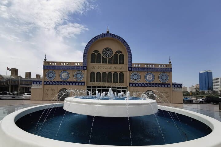 Sharjah Half-Day Cultural Tour from Dubai — Aquarium, Fort & Traditional Lunch photo 6