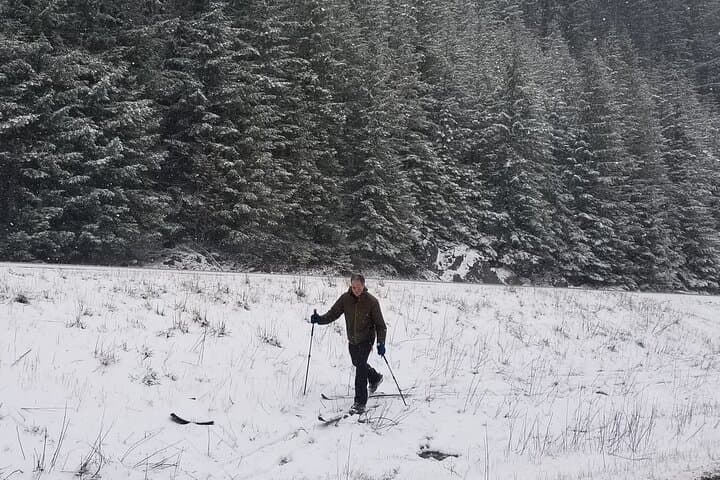 Blue Mountains Snowshoe Rental from Dusty's — Day or Week Gear for Winter Trails photo 3
