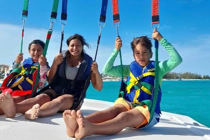Providenciales Parasailing with Capt. Marvin — Private 1-Hour Flight photo 6