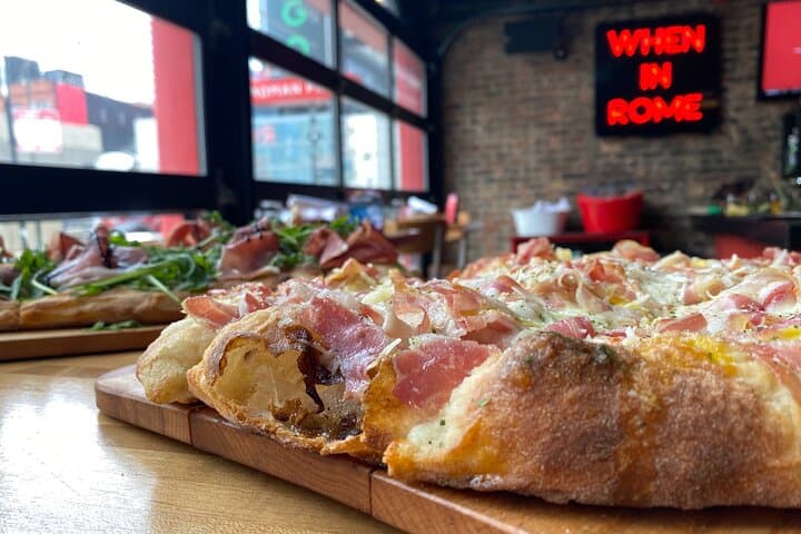 Downtown Chicago Walking Pizza Tour: Taste Deep-Dish, Neapolitan & Roman in River North photo 2