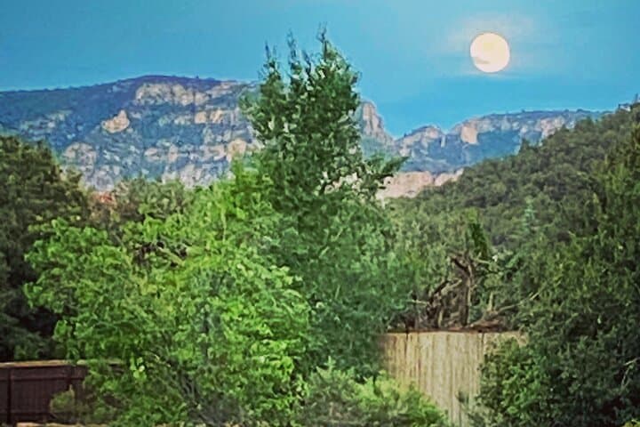 Sedona Full Moon Meditation: Guided Night Sound Bath Under the Red Rocks photo 6
