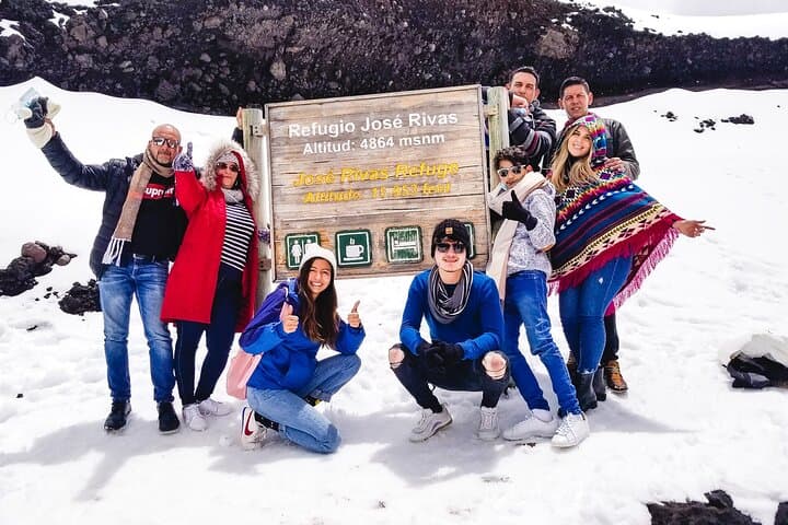 3-Day Andes Adventure: Cotopaxi, Quilotoa & Baños