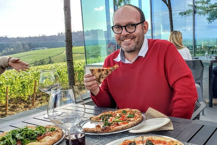 Willamette Valley Pinot Noir & Wood-Fired Pizza Pairing Tour — Day Trip from Portland photo 1