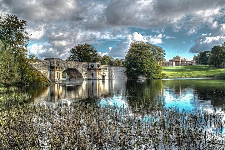 Blenheim Palace Treasure Hunt: Self-Guided Hidden Gems Tour & Big Britain Quiz photo 1