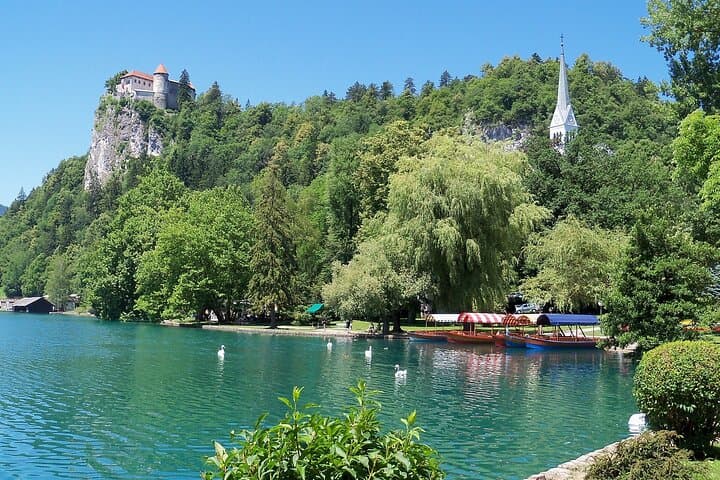 Half-Day Lake Bled & Bled Castle Tour with Traditional Pletna Boat Ride photo 5