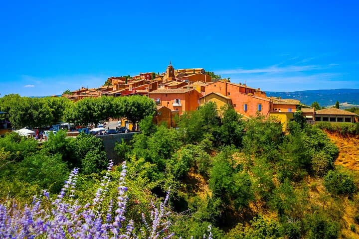 Lavender Route Day Trip from Avignon: Sénanque Abbey, Gordes & Roussillon photo 6